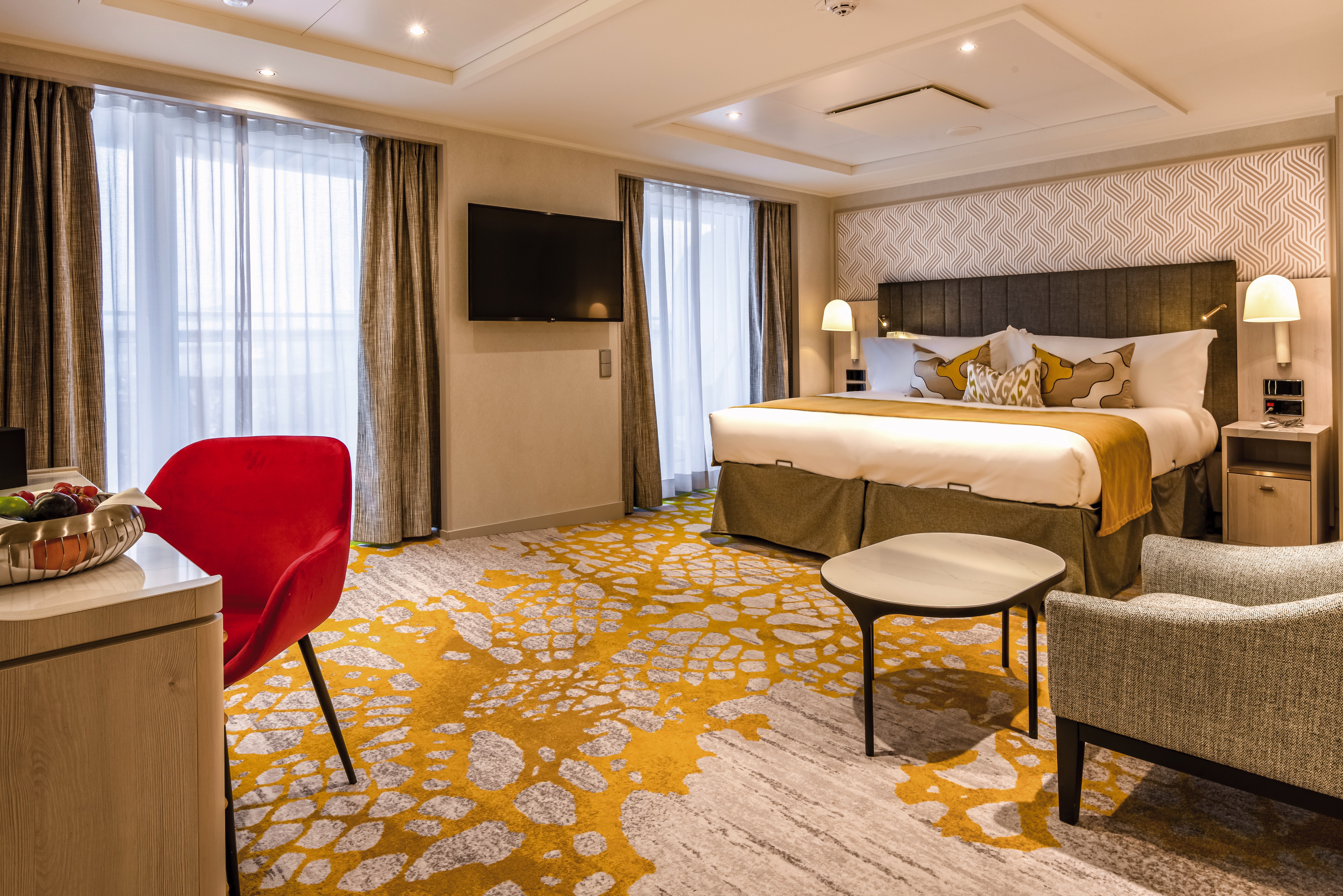 Adapted Junior Suite with Balcony